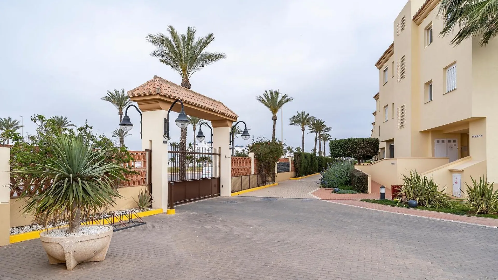 Apartment Paraiso Villa Romana Residencial Roquetas de Mar Spain